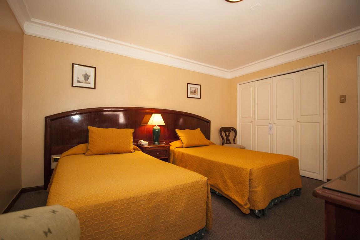 Principado De Asturias Hotel Сантяго Екстериор снимка