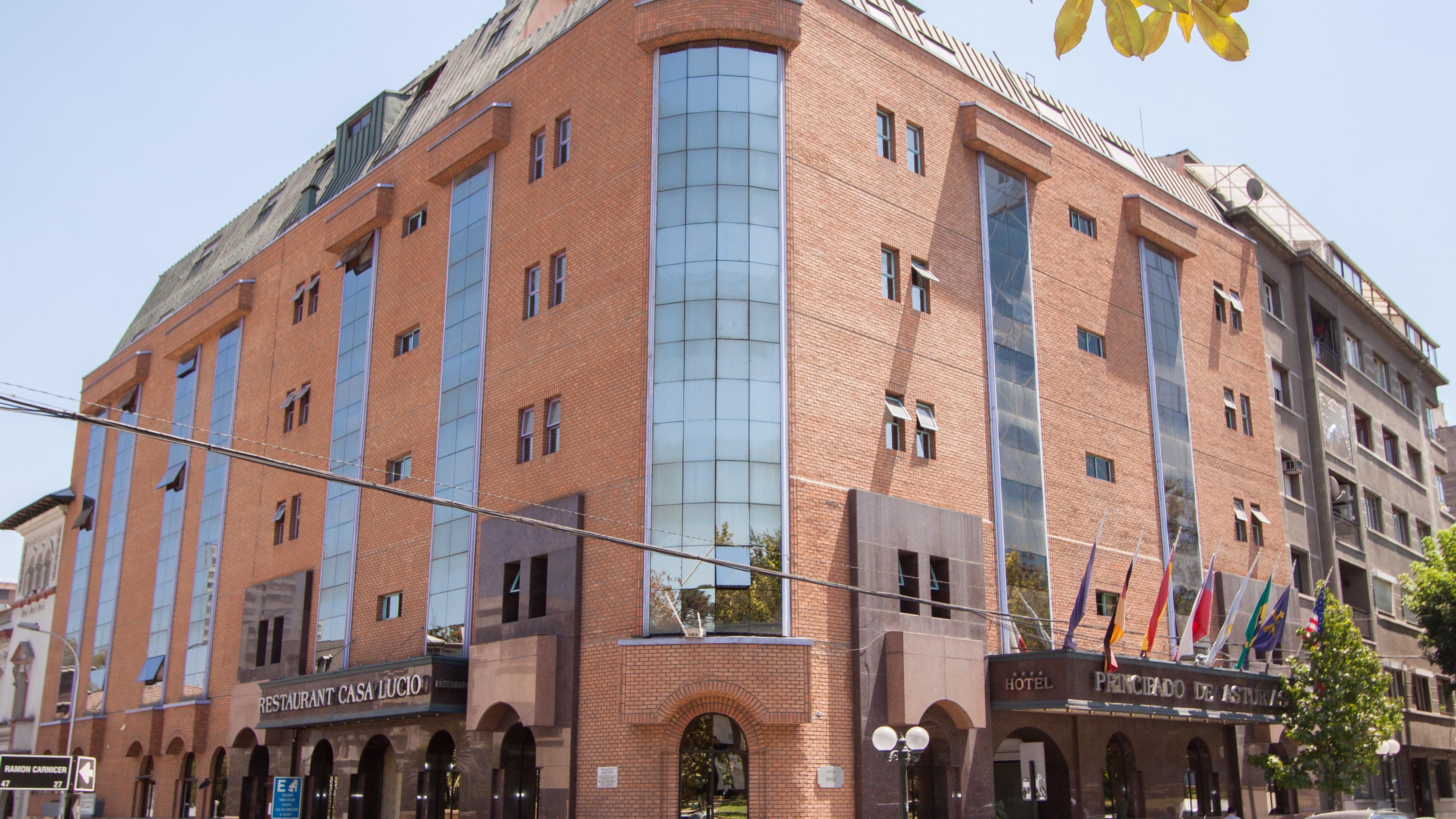 Principado De Asturias Hotel Сантяго Екстериор снимка