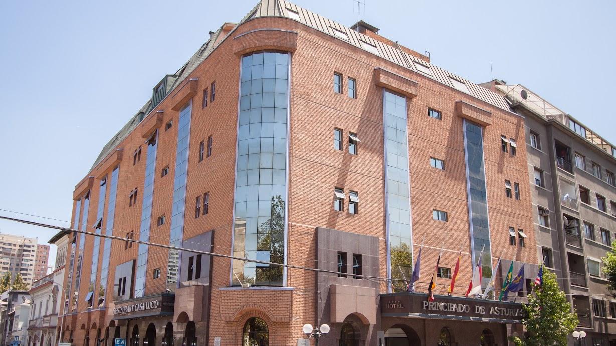 Principado De Asturias Hotel Сантяго Екстериор снимка