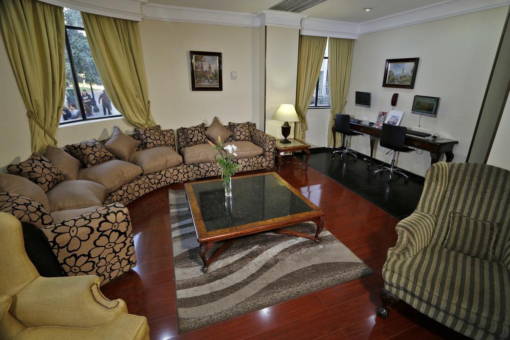 Principado De Asturias Hotel Сантяго Екстериор снимка