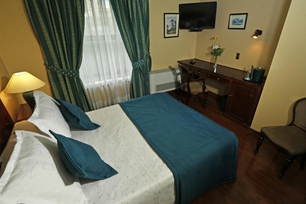 Principado De Asturias Hotel Сантяго Екстериор снимка