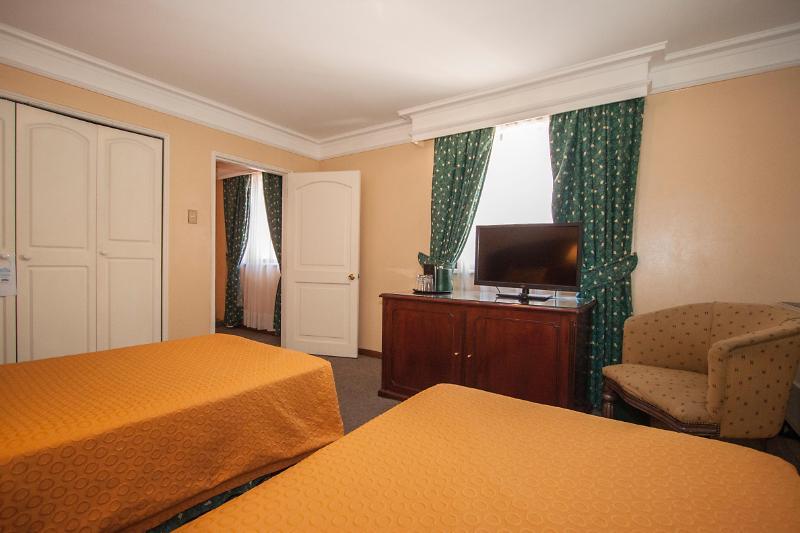Principado De Asturias Hotel Сантяго Екстериор снимка
