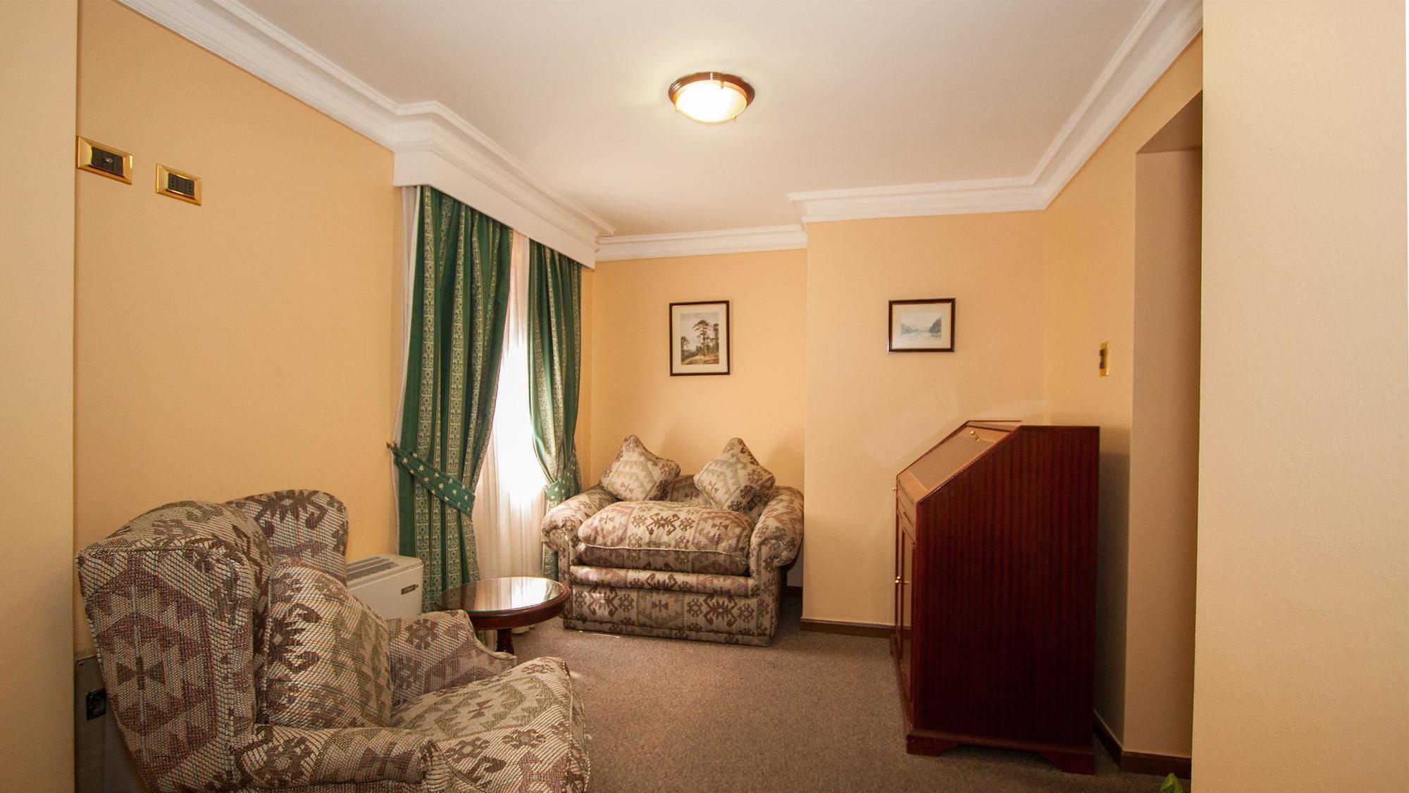 Principado De Asturias Hotel Сантяго Екстериор снимка