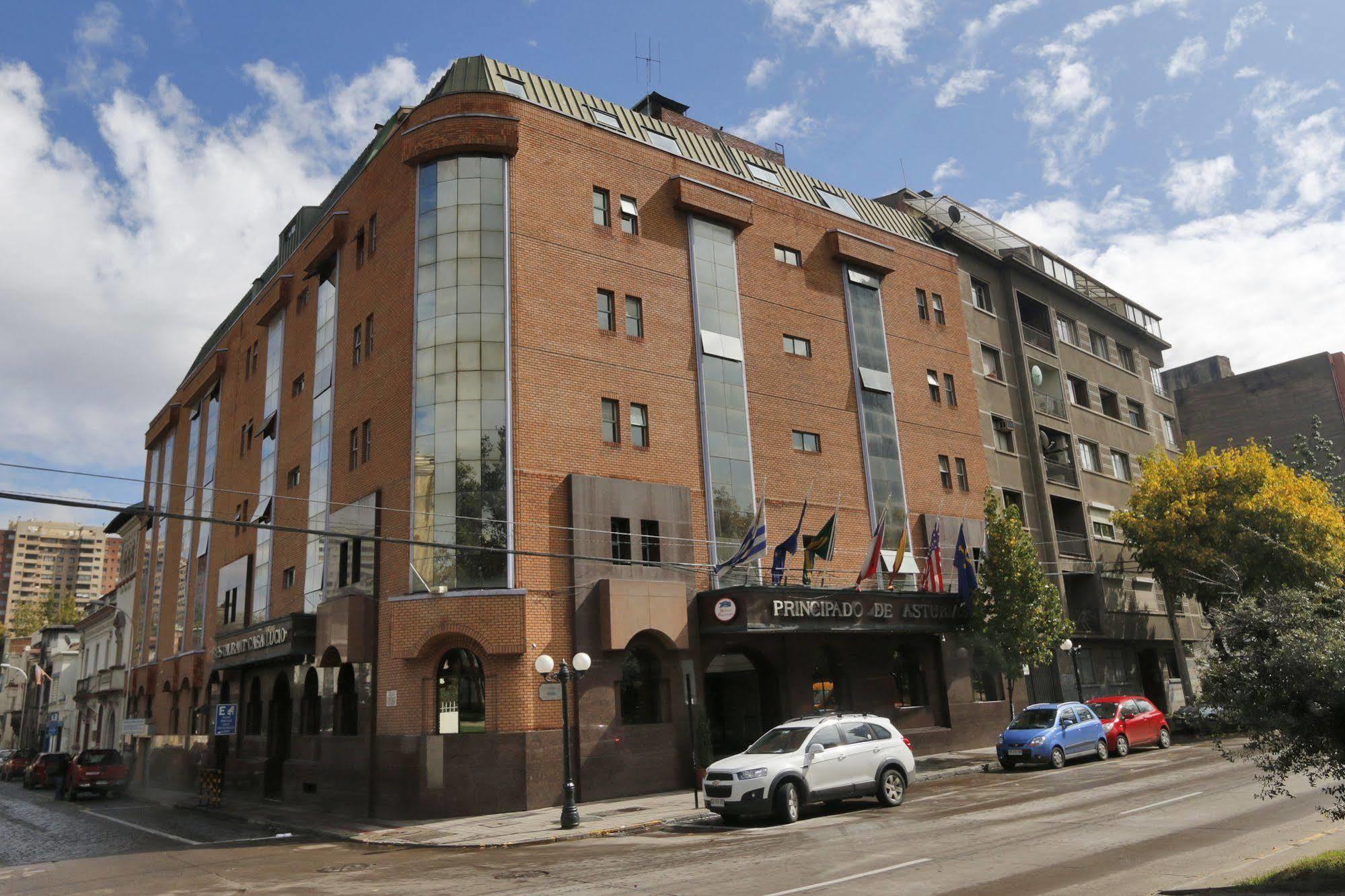 Principado De Asturias Hotel Сантяго Екстериор снимка